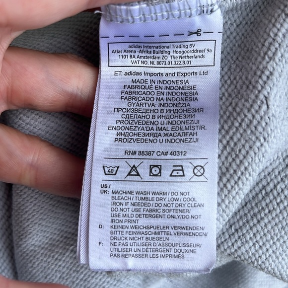 EUC Adidas turtleneck cropped sweatshirt - Picture 12 of 15